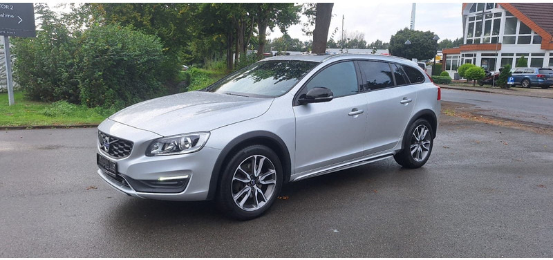 Volvo V60 Cross Country Summum AWD - Automobil: slika 4 Volvo V60 Cross Country Summum AWD - Automobil: slika 4