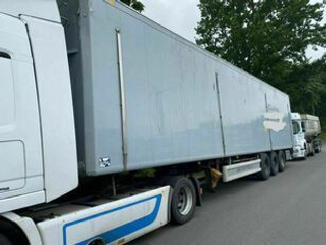 Kraker CF-Z Schubodenauflieger 90Kubik - Poluprikolica sa pokretnim podom: slika 4 Kraker CF-Z Schubodenauflieger 90Kubik - Poluprikolica sa pokretnim podom: slika 4