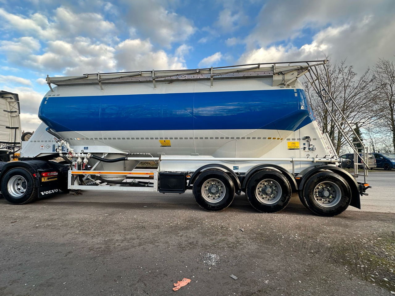 2013 Feldbinder Powder Tanker - Silo cisterna: slika 2 2013 Feldbinder Powder Tanker - Silo cisterna: slika 2