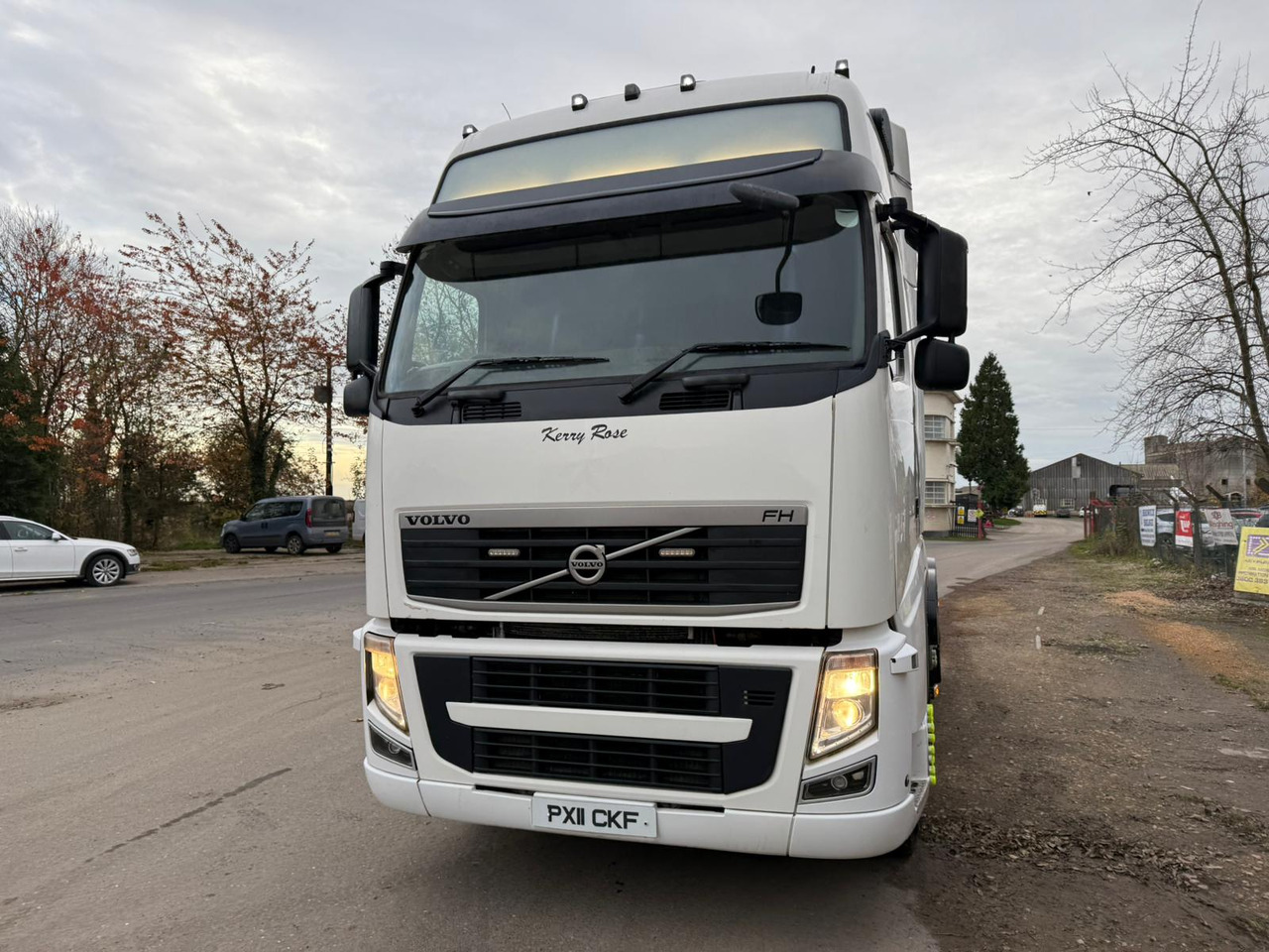 2011 Volvo FH 460 Tractor Unit - Tegljač: slika 2 2011 Volvo FH 460 Tractor Unit - Tegljač: slika 2