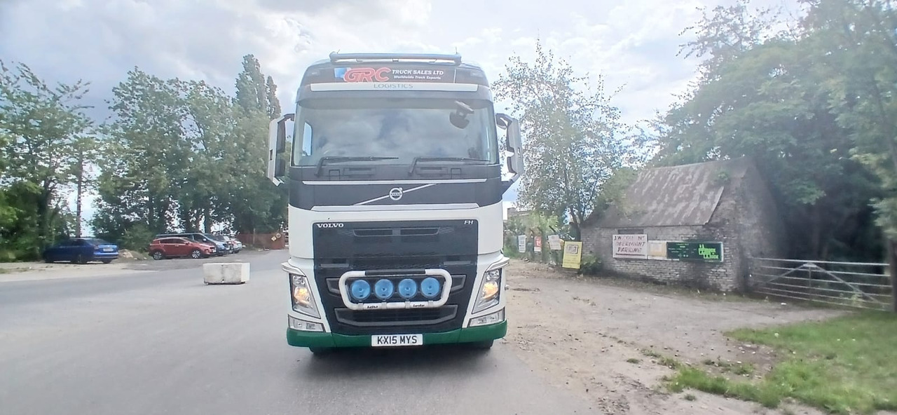 2015 Volvo FH 500 Tractor Unit - Tegljač: slika 2 2015 Volvo FH 500 Tractor Unit - Tegljač: slika 2