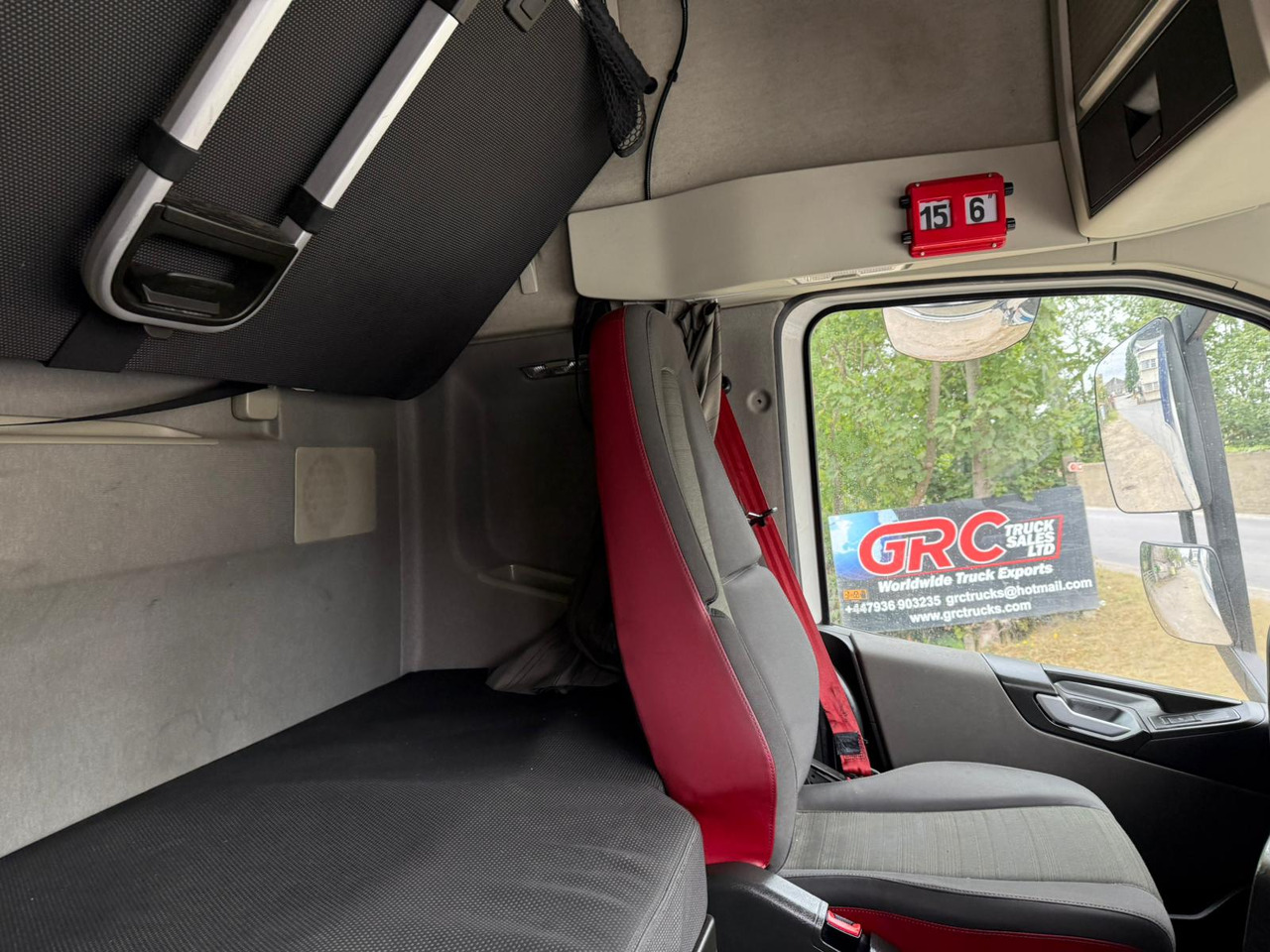 Tegljač 2016 Volvo FH 460 Tractor Unit: slika 28 Tegljač 2016 Volvo FH 460 Tractor Unit: slika 28