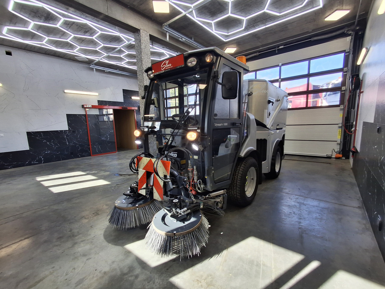 HAKO Citymaster 1600 Kehrmaschine Zamiatarka PM2.5 Euro 6 2019r - Autočistilica: slika 5 HAKO Citymaster 1600 Kehrmaschine Zamiatarka PM2.5 Euro 6 2019r - Autočistilica: slika 5