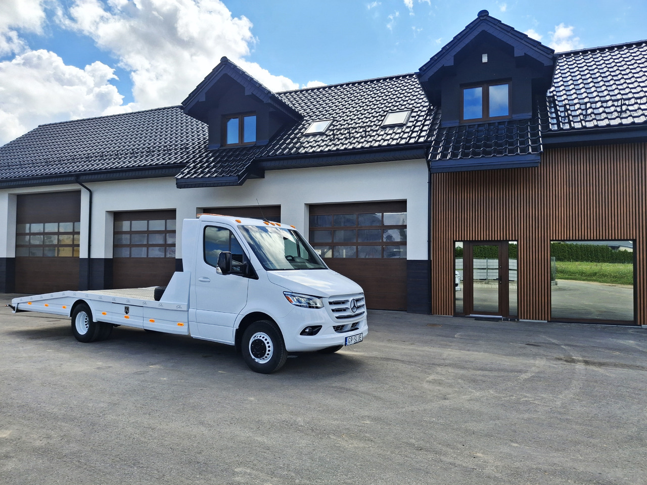 Mercedes-Benz Sprinter 519 Laweta 3500kg Koła Bliźniacze 3.0 V6 - Šlep vozilo: slika 1 Mercedes-Benz Sprinter 519 Laweta 3500kg Koła Bliźniacze 3.0 V6 - Šlep vozilo: slika 1