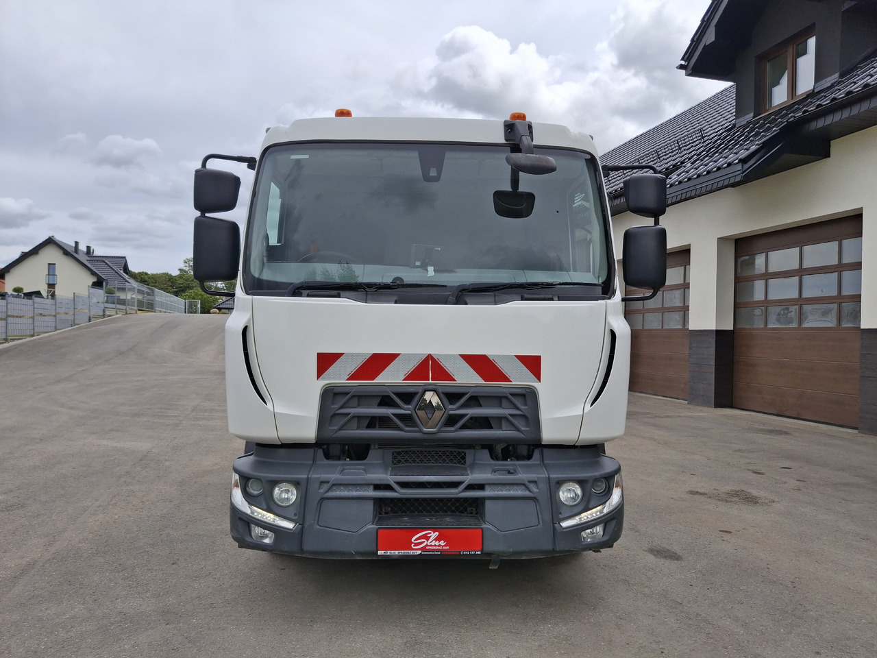 RENAULT D16 Zamiatarka Kehrmaschine SEMAT Zoeller FAUN Karcher Szczotki L/R Hydrostat Euro 6 PM10 Rura Do Liści - Autočistilica: slika 2 RENAULT D16 Zamiatarka Kehrmaschine SEMAT Zoeller FAUN Karcher Szczotki L/R Hydrostat Euro 6 PM10 Rura Do Liści - Autočistilica: slika 2