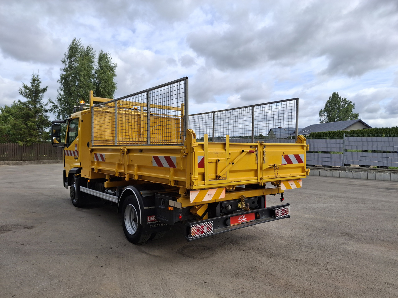 RENAULT D7.5 Wywrotka Kipper 3 Stronna 2015r 84 Tyś KM - Istovarivač: slika 3 RENAULT D7.5 Wywrotka Kipper 3 Stronna 2015r 84 Tyś KM - Istovarivač: slika 3