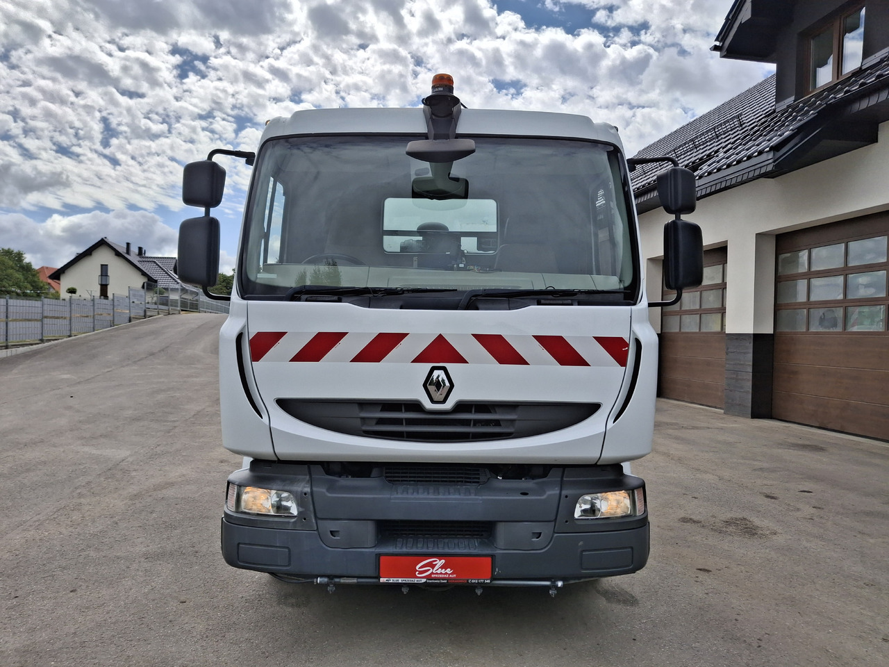 RENAULT Midlum 220 Zamiatarka Johnston VS500 Szczotki L/R Obie Strony Napęd Hydrostatyczny 2012r - Autočistilica: slika 2 RENAULT Midlum 220 Zamiatarka Johnston VS500 Szczotki L/R Obie Strony Napęd Hydrostatyczny 2012r - Autočistilica: slika 2