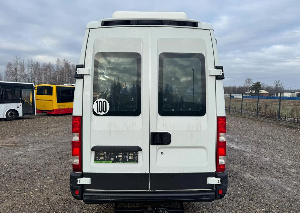 Iveco Daily - Minibus, Putnički kombi: slika 5 Iveco Daily - Minibus, Putnički kombi: slika 5