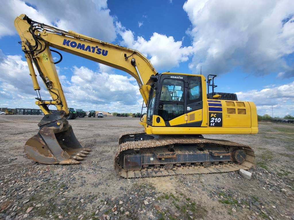 Komatsu PC210-11E0 - Bager guseničar: slika 1 Komatsu PC210-11E0 - Bager guseničar: slika 1