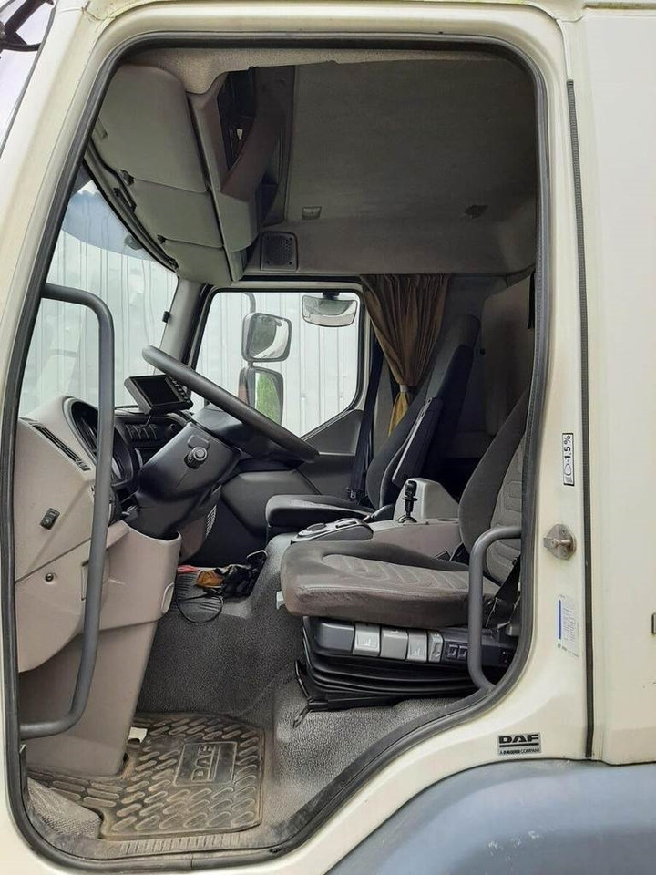 DAF FA 45.180 4X2 KITCHEN - Kamion sa zatvorenim sandukom: slika 5 DAF FA 45.180 4X2 KITCHEN - Kamion sa zatvorenim sandukom: slika 5