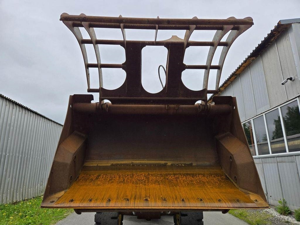 Komatsu WA200PZ-6 - Utovarivač točkaš: slika 4 Komatsu WA200PZ-6 - Utovarivač točkaš: slika 4