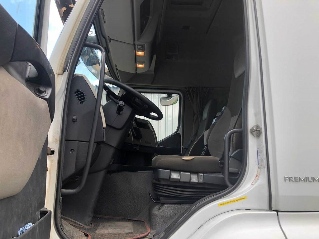 Renault Premium 380 4X2 SIDE OPENING EURO5  - Kamion sa zatvorenim sandukom: slika 5 Renault Premium 380 4X2 SIDE OPENING EURO5  - Kamion sa zatvorenim sandukom: slika 5