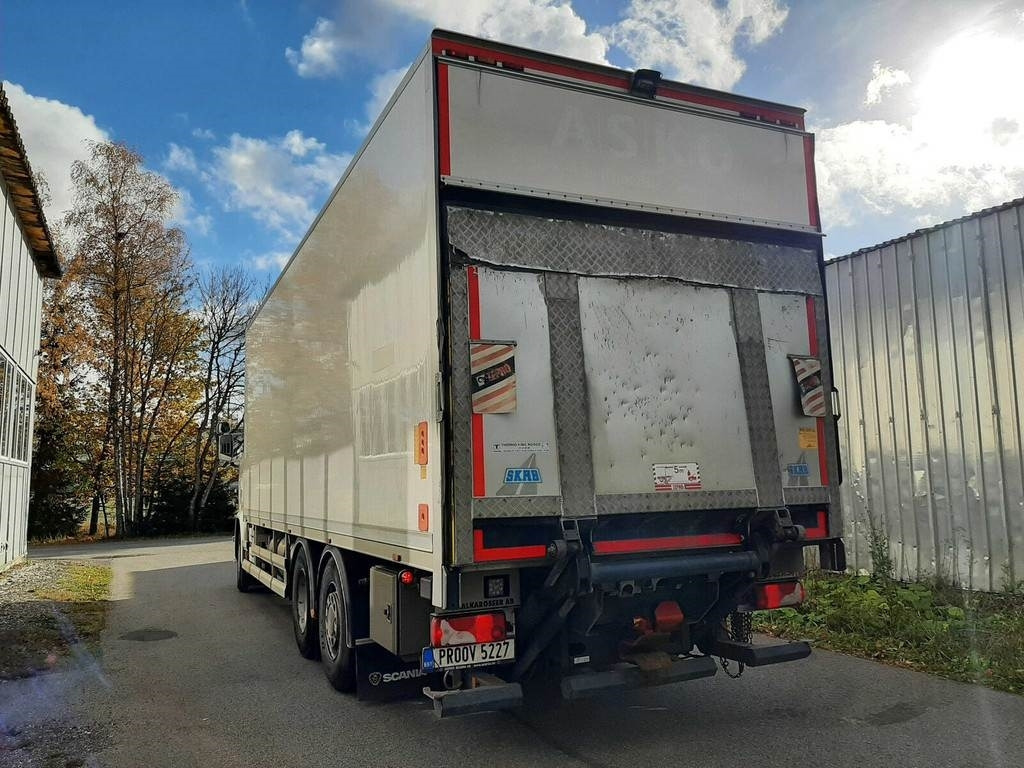 Scania G450 DB6x2*4HNB EURO6 - Kamion sa zatvorenim sandukom: slika 2 Scania G450 DB6x2*4HNB EURO6 - Kamion sa zatvorenim sandukom: slika 2