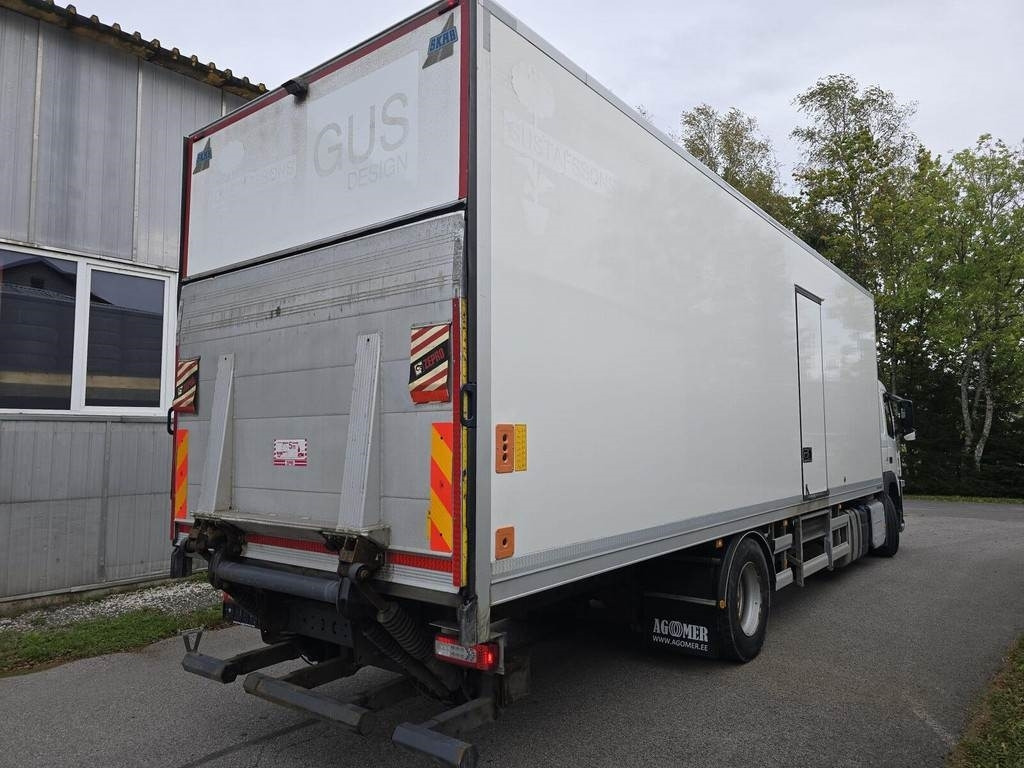 Volvo FM330 4X2 - Kamion sa zatvorenim sandukom: slika 4 Volvo FM330 4X2 - Kamion sa zatvorenim sandukom: slika 4