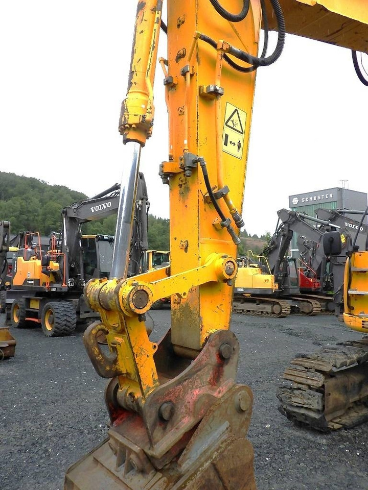 Bager guseničar JCB JZ 235 LC: slika 9