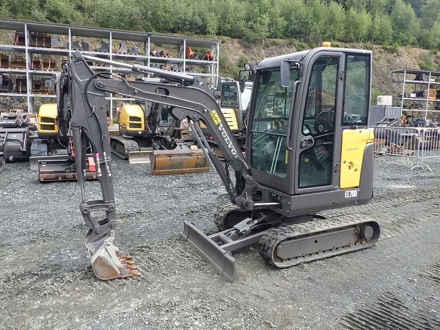 Volvo EC 20 D - Mini bager: slika 1 Volvo EC 20 D - Mini bager: slika 1