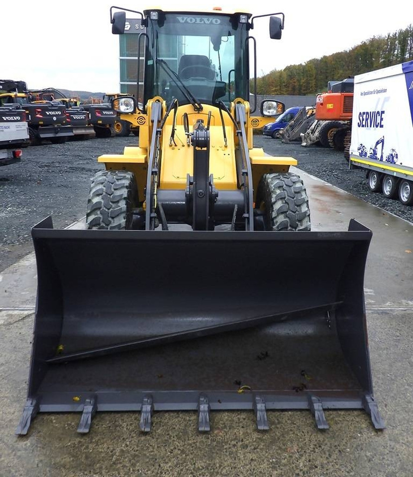 Volvo L 30 G - Utovarivač točkaš: slika 2 Volvo L 30 G - Utovarivač točkaš: slika 2