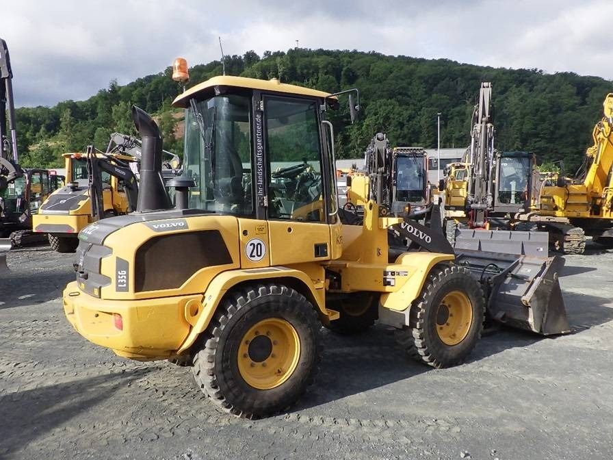 Volvo L 35 G - Utovarivač točkaš: slika 3 Volvo L 35 G - Utovarivač točkaš: slika 3