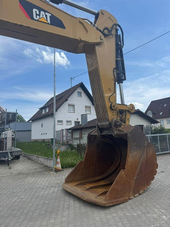 Bager guseničar CAT 390 F L ME: slika 8