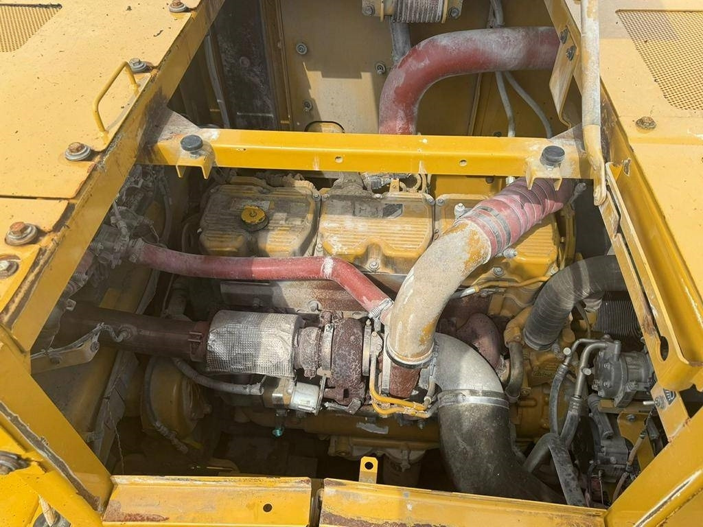 Bager guseničar CAT 390 F L ME: slika 12