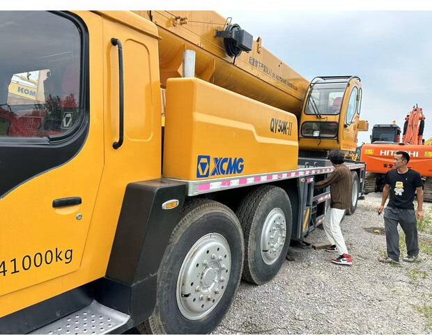 2014 XCMG QY50KC - Autokran za sve terene: slika 4 2014 XCMG QY50KC - Autokran za sve terene: slika 4