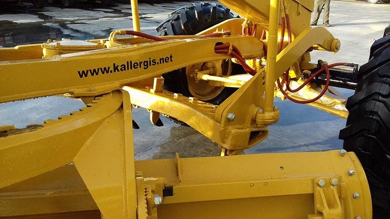 Grejder CAT 12 F: slika 9