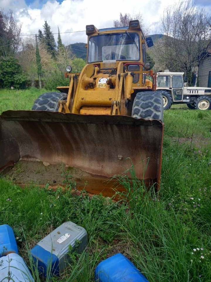 CAT 950 C - Utovarivač točkaš: slika 2 CAT 950 C - Utovarivač točkaš: slika 2