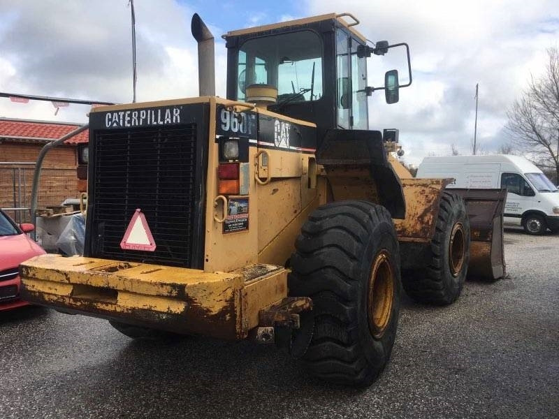 CAT 960 F - Utovarivač točkaš: slika 2 CAT 960 F - Utovarivač točkaš: slika 2