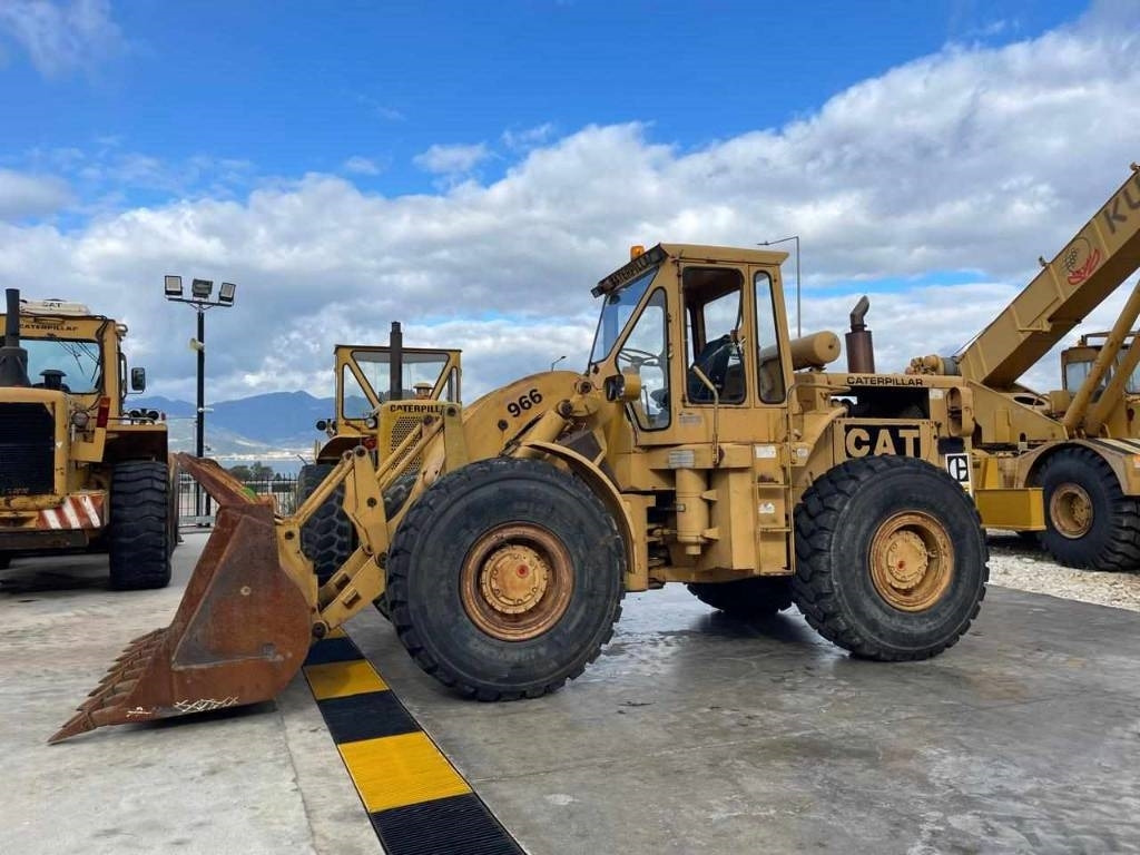 Utovarivač točkaš CAT 966 C: slika 10