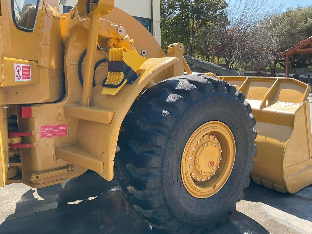 CAT 966C - Utovarivač točkaš: slika 4 CAT 966C - Utovarivač točkaš: slika 4
