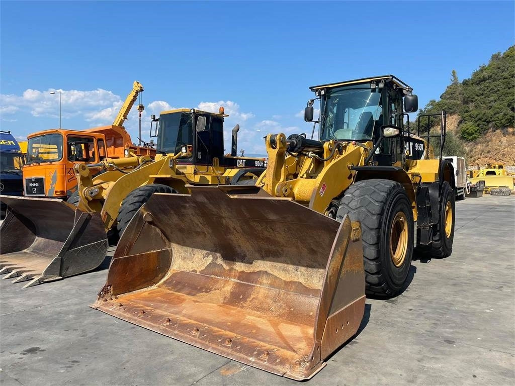CAT 966K - Utovarivač točkaš: slika 4 CAT 966K - Utovarivač točkaš: slika 4