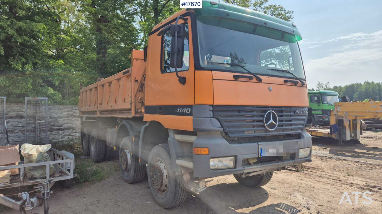 2002 Mercedes-Benz 4140 - Istovarivač: slika 5 2002 Mercedes-Benz 4140 - Istovarivač: slika 5