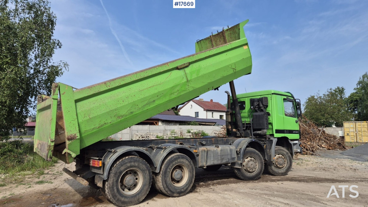 2002 Mercedes-Benz Actros 4143 8x8 - Istovarivač: slika 5 2002 Mercedes-Benz Actros 4143 8x8 - Istovarivač: slika 5