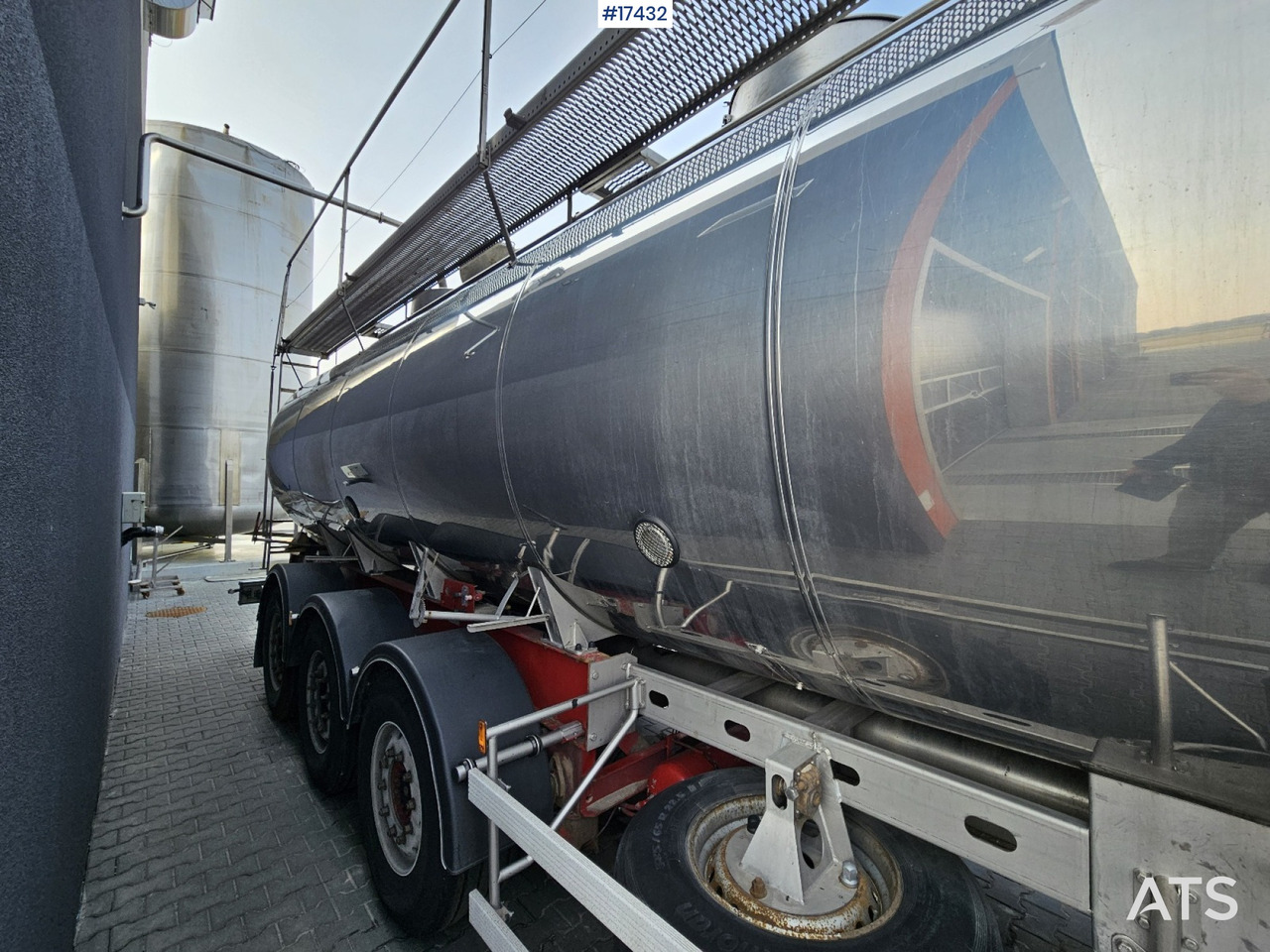 2006 Magyar SR34 food tanker - Poluprikolica cisterna: slika 4 2006 Magyar SR34 food tanker - Poluprikolica cisterna: slika 4