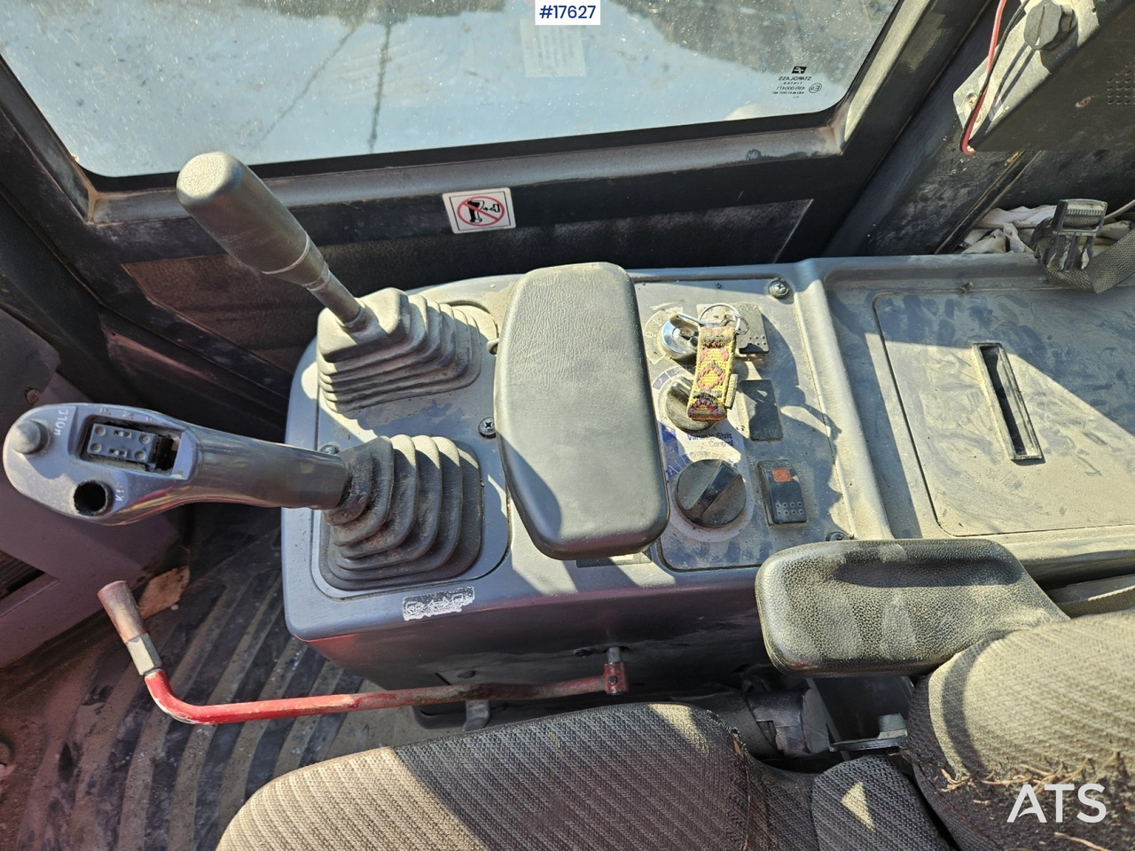 2008 Komatsu WA 320-5 2008 Komatsu WA 320-5: slika 12 2008 Komatsu WA 320-5 2008 Komatsu WA 320-5: slika 12