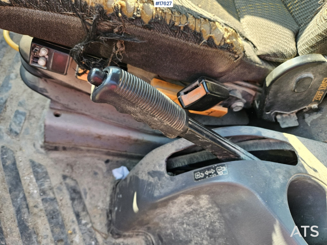 2008 Komatsu WA 320-5 2008 Komatsu WA 320-5: slika 13 2008 Komatsu WA 320-5 2008 Komatsu WA 320-5: slika 13