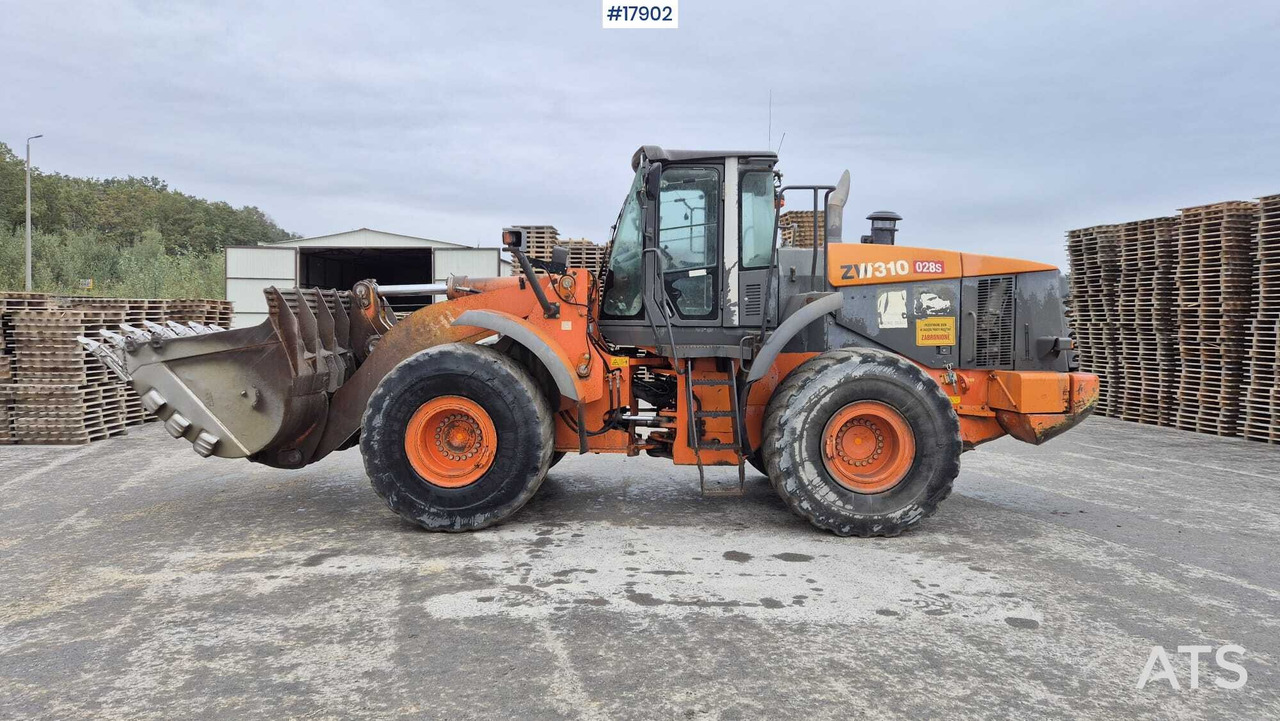 2009 Hitachi ZW 310 - Utovarivač točkaš: slika 2 2009 Hitachi ZW 310 - Utovarivač točkaš: slika 2