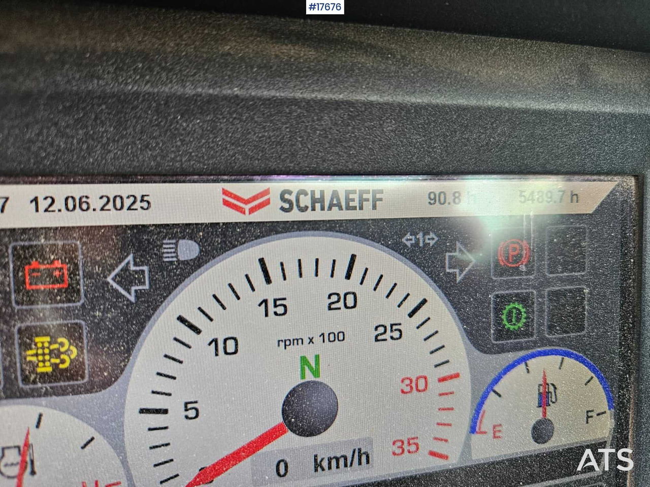 Bager točkaš 2017 Schaeff TW 110: slika 18