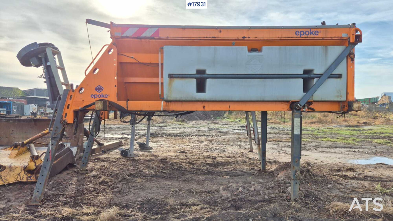 EPOKE SH3401 5m3 sand/salt spreader (2007) - Rasipač peska/ Soli: slika 4 EPOKE SH3401 5m3 sand/salt spreader (2007) - Rasipač peska/ Soli: slika 4