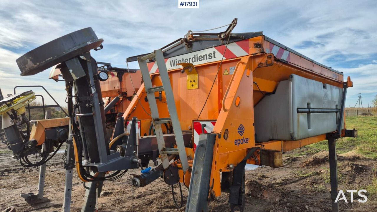 EPOKE SH3401 5m3 sand/salt spreader (2007) - Rasipač peska/ Soli: slika 3 EPOKE SH3401 5m3 sand/salt spreader (2007) - Rasipač peska/ Soli: slika 3