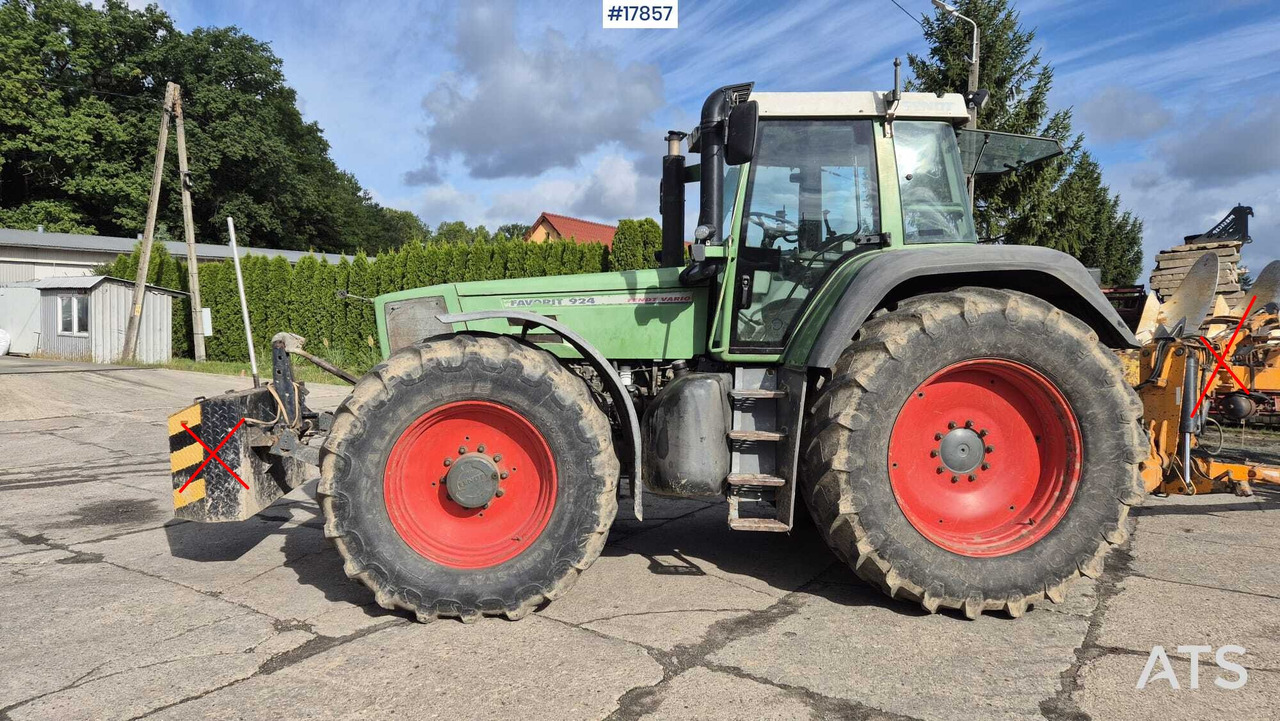 FENDT VARIO FAVORIT 924 agricultural tractor (1999) - Traktor: slika 5 FENDT VARIO FAVORIT 924 agricultural tractor (1999) - Traktor: slika 5
