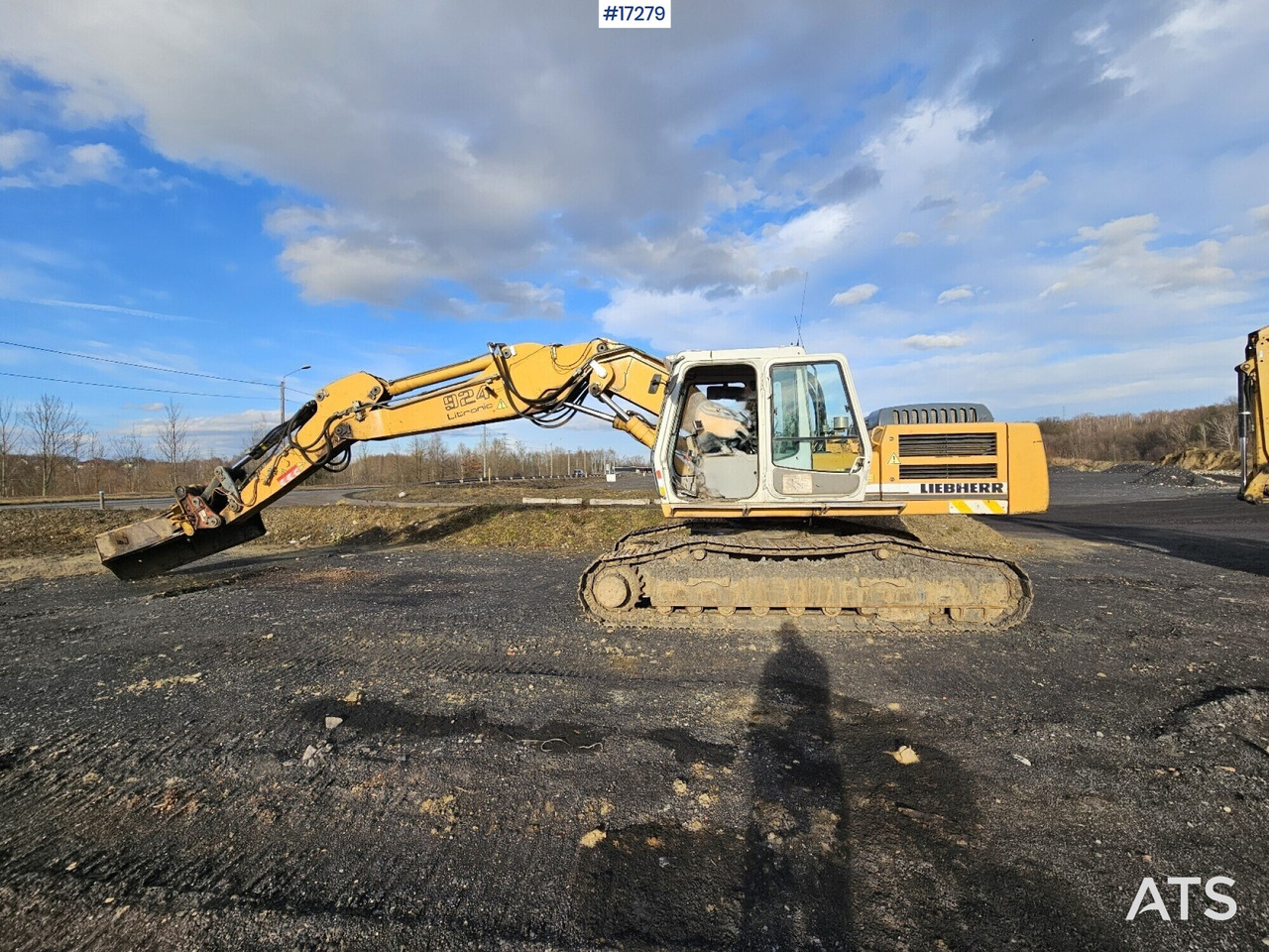 LIEBHERR R924B HDSL crawler excavator (2007) - Bager guseničar: slika 2 LIEBHERR R924B HDSL crawler excavator (2007) - Bager guseničar: slika 2