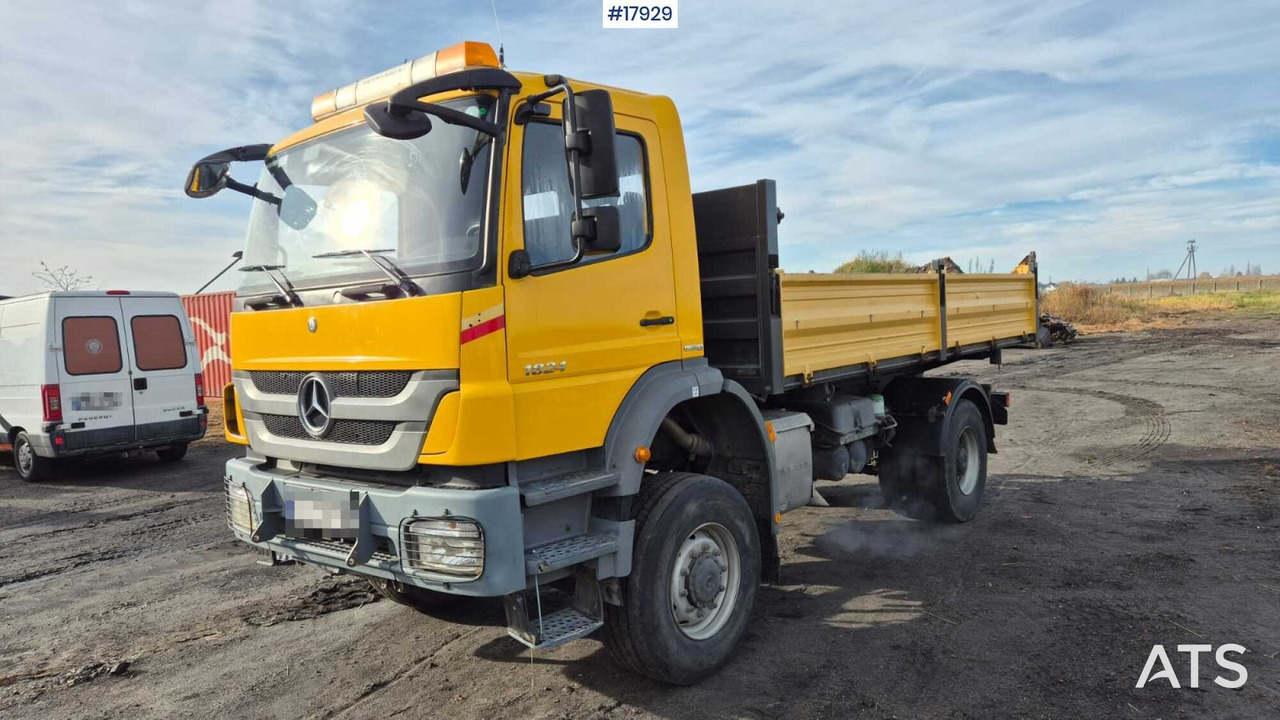 Mercedes-Benz 1824 4x4 dump truck (2005) - Istovarivač: slika 5 Mercedes-Benz 1824 4x4 dump truck (2005) - Istovarivač: slika 5