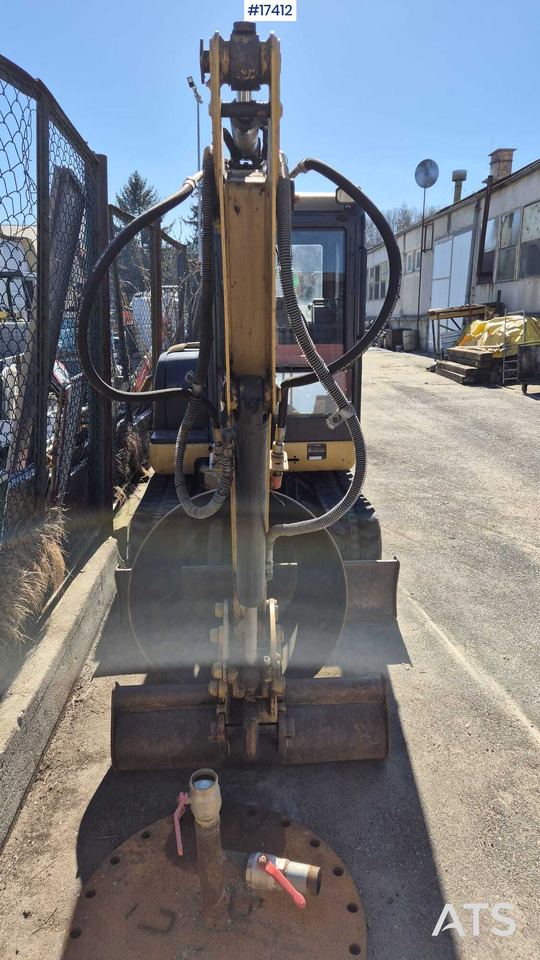Mini excavator CATERPILLAR 302.5 (2004) two buckets, quick couplers. - Mini bager: slika 3 Mini excavator CATERPILLAR 302.5 (2004) two buckets, quick couplers. - Mini bager: slika 3