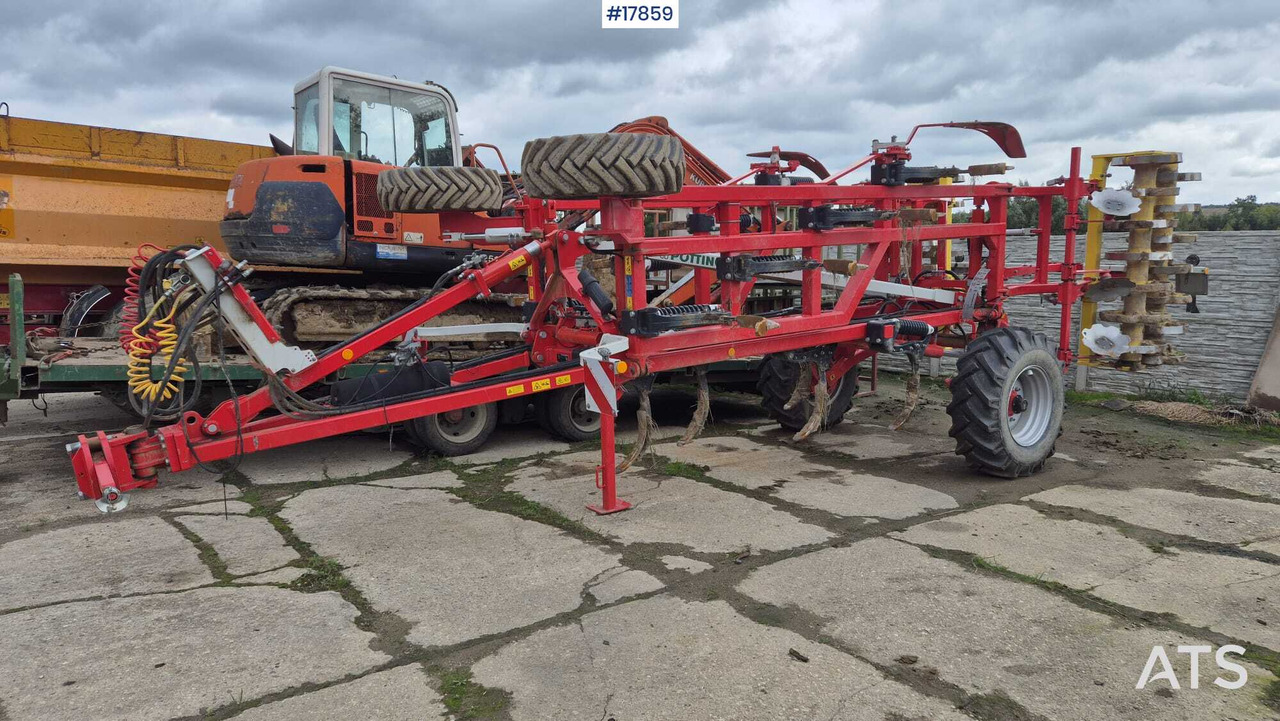 POTTINGER TERRIA 4040 cultivator (2020) - Kultivator: slika 1 POTTINGER TERRIA 4040 cultivator (2020) - Kultivator: slika 1