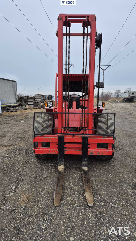 Rough terrain forklift MANITOU MB 30N (1993) - Terenski viljuškar: slika 2 Rough terrain forklift MANITOU MB 30N (1993) - Terenski viljuškar: slika 2