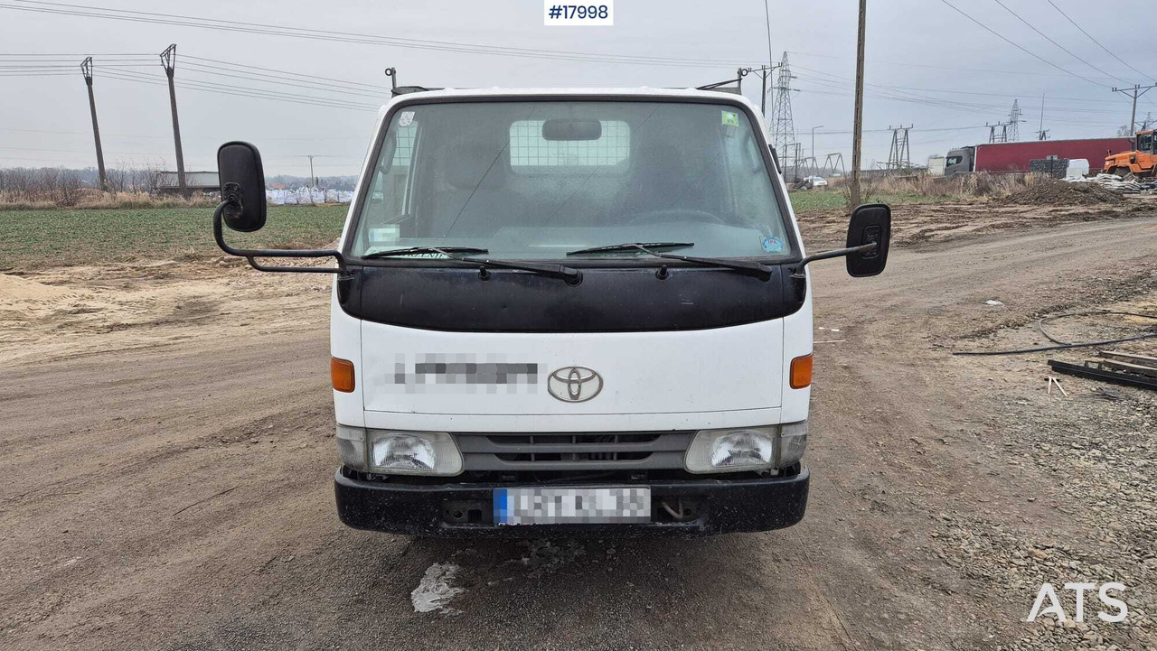 TOYOTA DYNA 3.5t dump truck (1999) - Istovarivač: slika 2 TOYOTA DYNA 3.5t dump truck (1999) - Istovarivač: slika 2