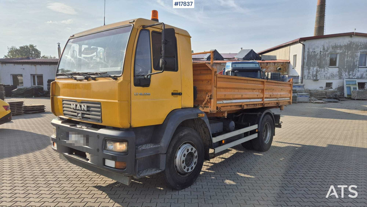 Tipper MAN 18.225 LC (2003) - Istovarivač: slika 4 Tipper MAN 18.225 LC (2003) - Istovarivač: slika 4