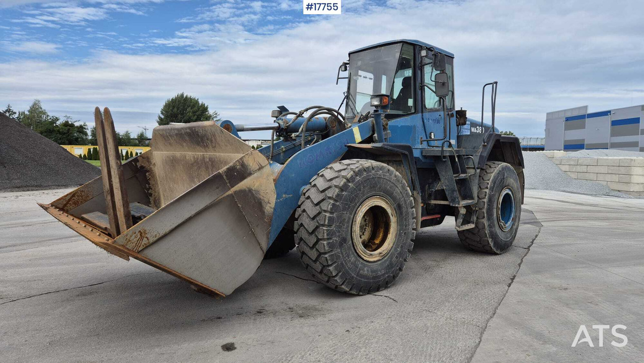 Wheel loader KOMATSU WA380 5H (2002) - Utovarivač točkaš: slika 1 Wheel loader KOMATSU WA380 5H (2002) - Utovarivač točkaš: slika 1