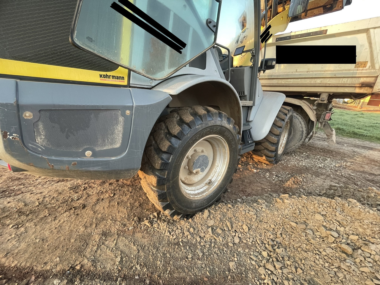 KRAMER 8115 MK2356 - Utovarivač točkaš: slika 2 KRAMER 8115 MK2356 - Utovarivač točkaš: slika 2